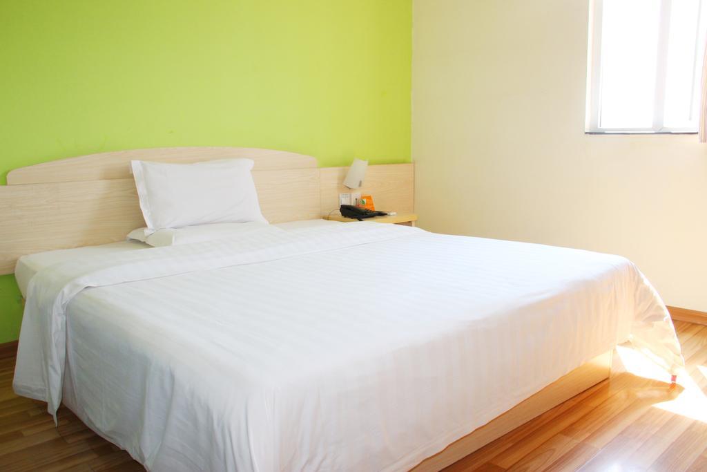 7Days Inn Mei Zhou Bin Fang Avenue Мэйчжоу Экстерьер фото