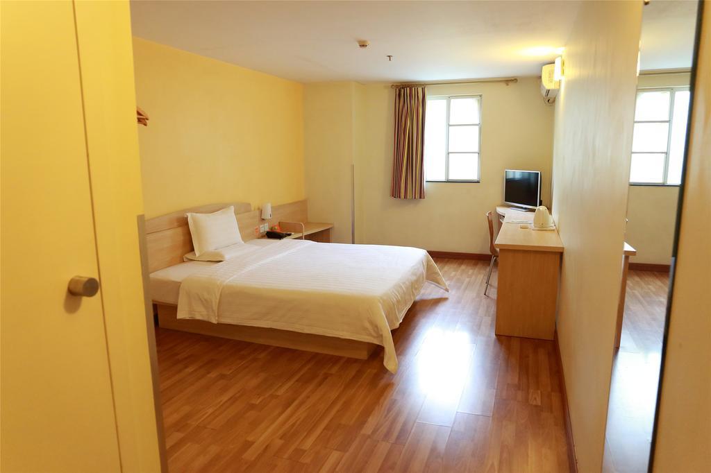 7Days Inn Mei Zhou Bin Fang Avenue Мэйчжоу Экстерьер фото